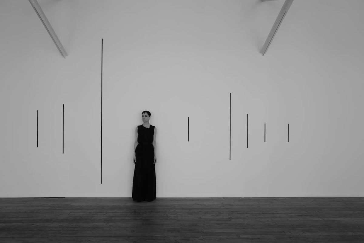 1.ph. Barbara Pigazzi, Peter Downsbrough, Four walls - one room, Loom Gallery