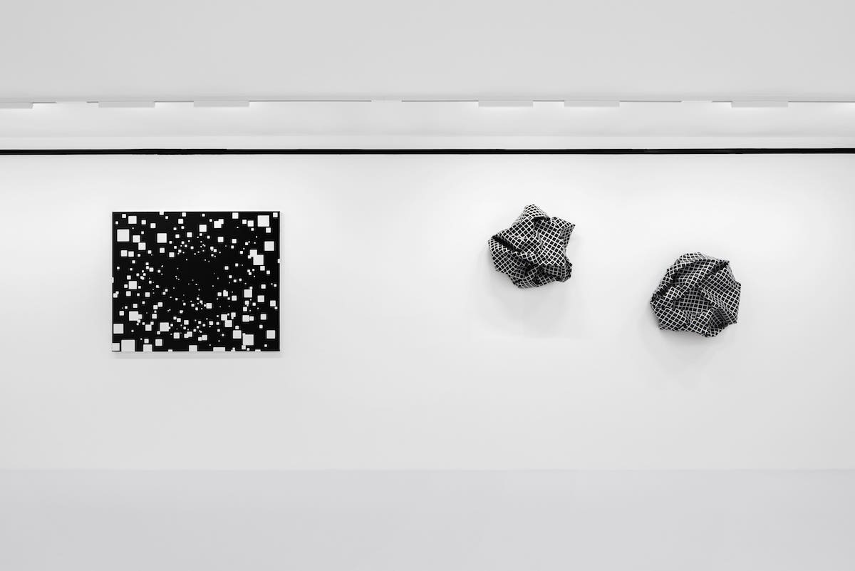 "Esther Stocker. Ritorno alla razionalità", installation view, fino al 27 maggio 2022, Galleria 10 A.M. ART, Milano, Photo Mattia Mognetti