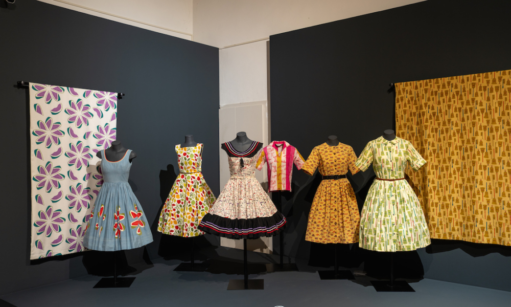 ANDY WARHOL. POP ART & TEXTILES