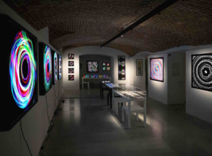 ANTONIO BARRESE: MORFOLOGIE DI LUCE. La mostra alla Fondazione Marcello Morandini di Varese